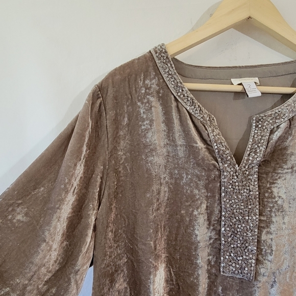 Chico's Velvet Dream Monica Top Sz 2 Gray 3/4 Sleeve Sequin Split-Neck Party - Picture 5 of 12